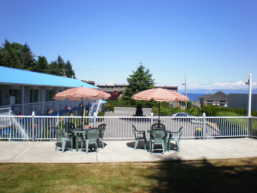 Ocean Crest Motel Qualicum Beach Exterior foto
